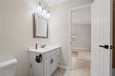 Bath - 2530 Bugle Dr W, Chesapeake, VA 23321 photo 4 of 4