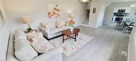 477 Beacon Hill Cir, Norfolk, VA 23502