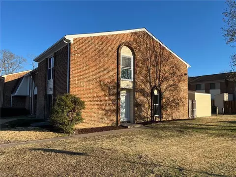 5015 Dunderdale Ct, Virginia Beach, VA 23462