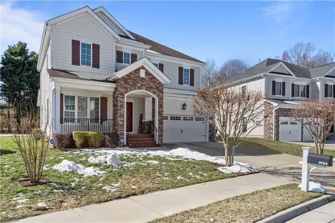 3734 Willow Glenn Cir, Suffolk, VA 23435