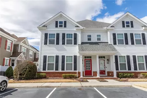 510 Atamasco St, Chesapeake, VA 23323