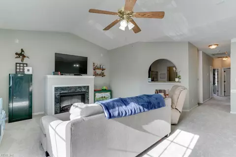 604 Rustads Cir, Williamsburg, VA 23188 photo 36