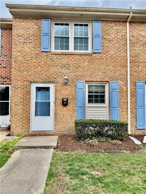 412 Barberton Dr, Virginia Beach, VA 23451