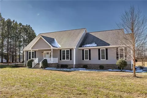 1955 Longstreet Ln, Suffolk, VA 23437