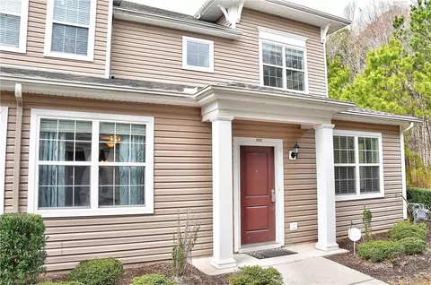 2430 Leytonstone Dr, Chesapeake, VA 23321