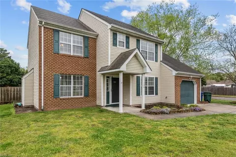 108 Woodlake Ter, Suffolk, VA 23434