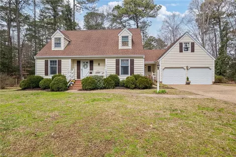 4000 Edinburgh Ct, Suffolk, VA 23434