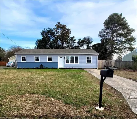 217 Doctor Dr, Virginia Beach, VA 23452