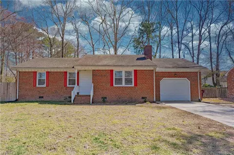 903 Hanbury Ct, Chesapeake, VA 23322