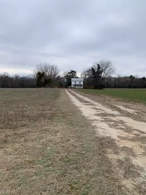 8574 Dutton Rd, Gloucester, VA 23061 photo 11