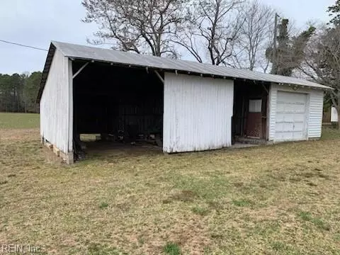8574 Dutton Rd, Gloucester, VA 23061 photo 10