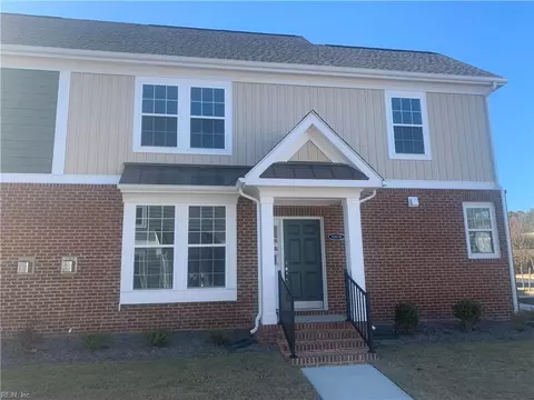 1007 Robinson Rd #4A, Suffolk, VA 23434