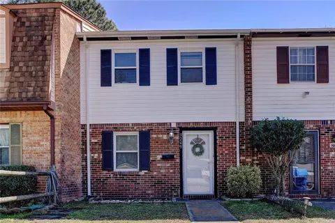 3249 Lakecrest Rd, Virginia Beach, VA 23452