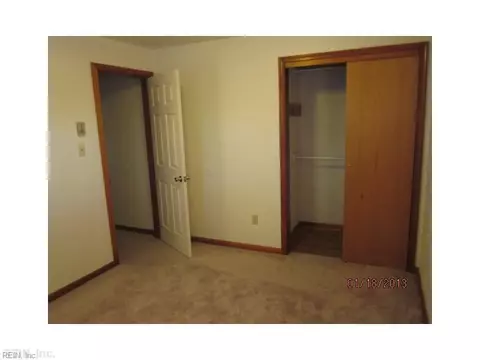 2402 Spruce St, Norfolk, VA 23501 photo 3