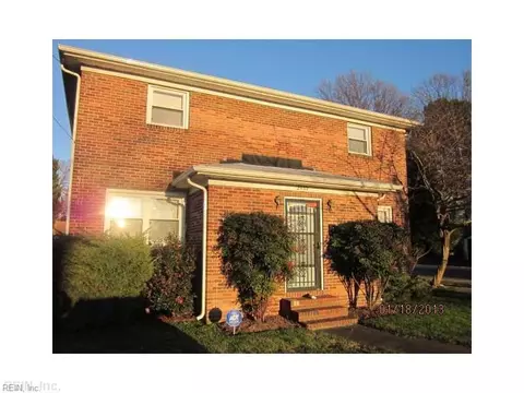 2402 Spruce St, Norfolk, VA 23501 photo 2