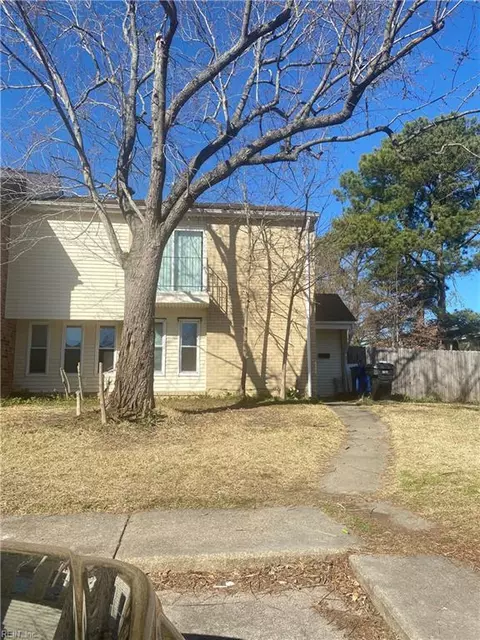 5700 Morningside Ct, Virginia Beach, VA 23462