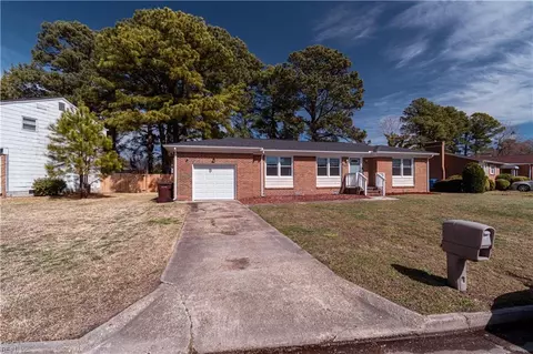 228 Dexter St, Chesapeake, VA 23324