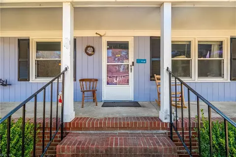 212 Stag Ter, Newport News, VA 23602
