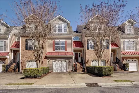 4488 Leamore Square Rd, Virginia Beach, VA 23462