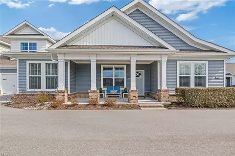 900 Biltmore Way, Chesapeake, VA 23320