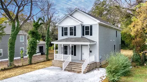 219 N Capital St, Suffolk, VA 23434