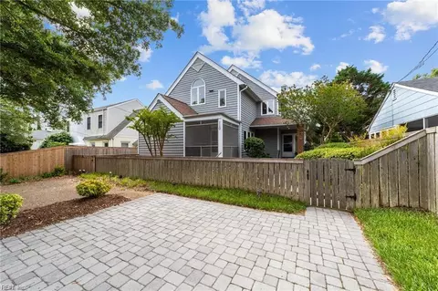 110 87th St #A, Virginia Beach, VA 23451
