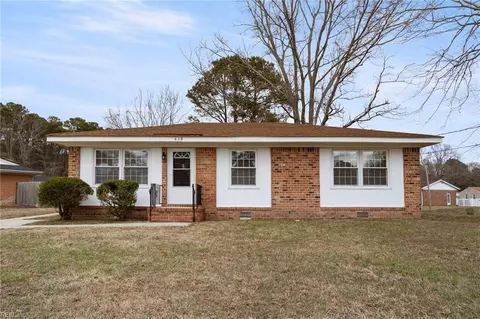 608 Bentley Dr, Suffolk, VA 23434