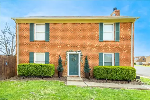 35 Glascow Way, Hampton, VA 23669