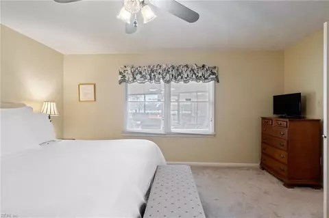 4804 Phoenix Dr, Chesapeake, VA 23321 photo 28
