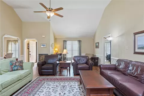 4804 Phoenix Dr, Chesapeake, VA 23321 photo 7