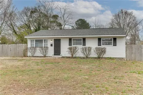 732 Olivieri Ln, Virginia Beach, VA 23455