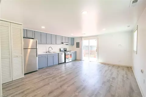 Other - 18 Somerset Ln, Hampton, VA 23669 photo 2 of 5