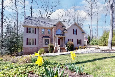 204 Parke Ct, Williamsburg, VA 23185