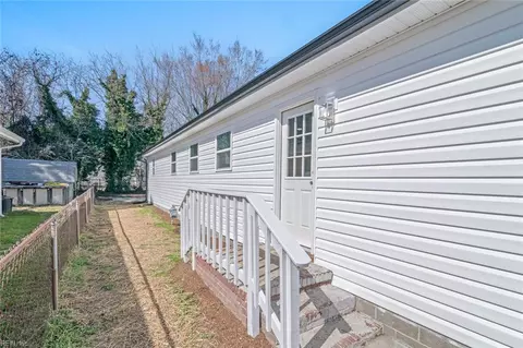 1135 N Mallory St, Hampton, VA 23663 photo 32
