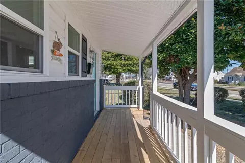 1135 N Mallory St, Hampton, VA 23663 photo 4