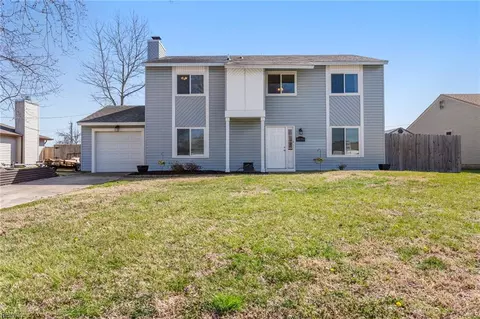 5121 Holly Farms Dr, Virginia Beach, VA 23462