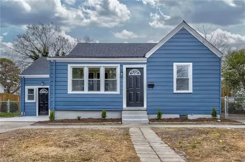 3740 Lenoir Cir, Norfolk, VA 23513