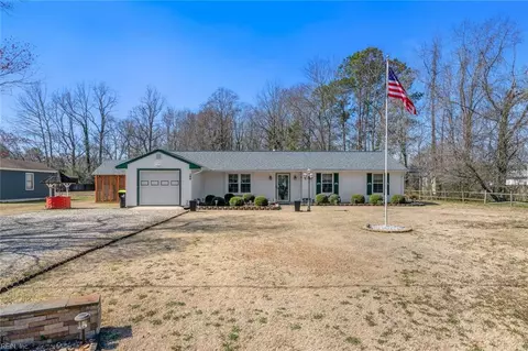 109 Cannon Dr, Carrollton, VA 23314