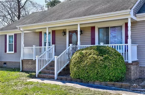 Exterior - 3014 Bertram St, Chesapeake, VA 23323 photo 14 of 14