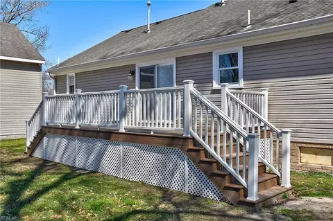 Exterior - 3014 Bertram St, Chesapeake, VA 23323 photo 6 of 14