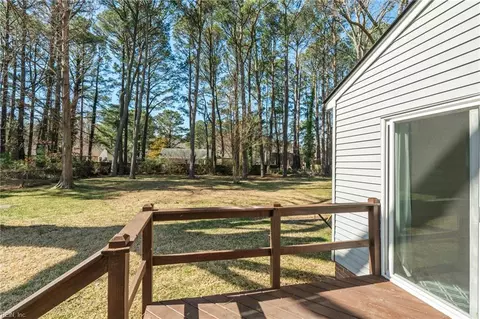 1829 Oyster Bay Ln, Suffolk, VA 23436