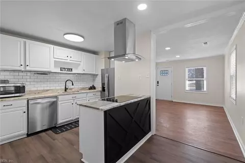 315 Walnut St, Hampton, VA 23669
