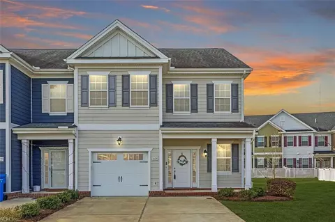 5129 Lombard St, Chesapeake, VA 23321