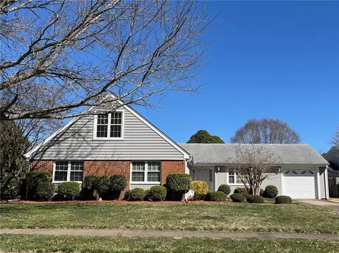 736 Severn Dr, Virginia Beach, VA 23455