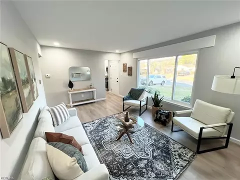 505 Aragona Blvd, Virginia Beach, VA 23462