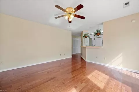 115 Kincaid Ln, Hampton, VA 23666 photo 14
