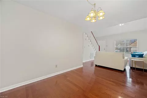 115 Kincaid Ln, Hampton, VA 23666 photo 9