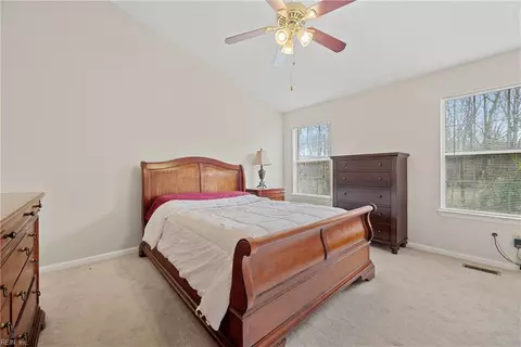115 Kincaid Ln, Hampton, VA 23666 photo 24