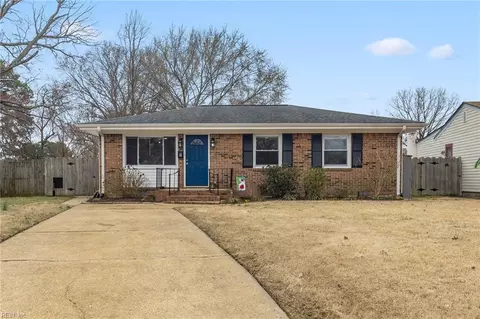 5 Brown Ct, Portsmouth, VA 23701