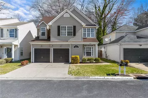 4112 River Breeze Cir, Chesapeake, VA 23321